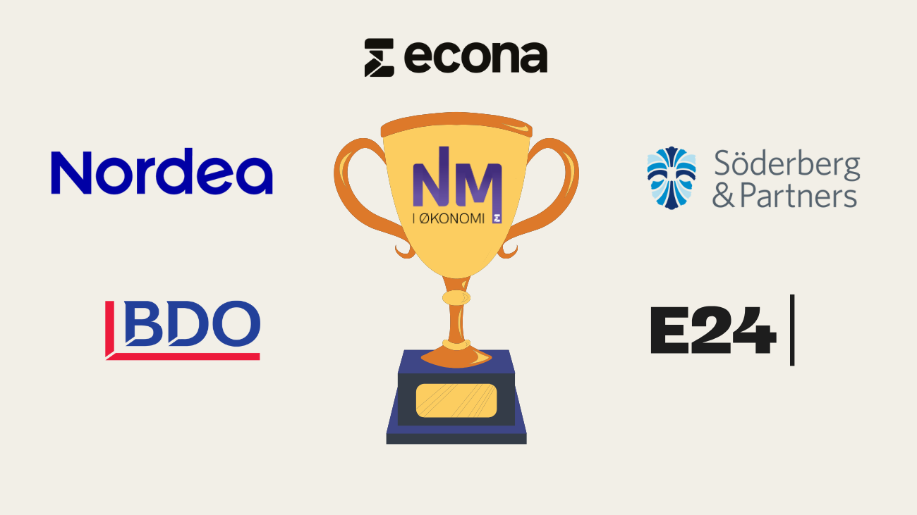 En pokal med logoen til NM i økonomi, og logoene til samarbeidspartnere plassert rundt denne.