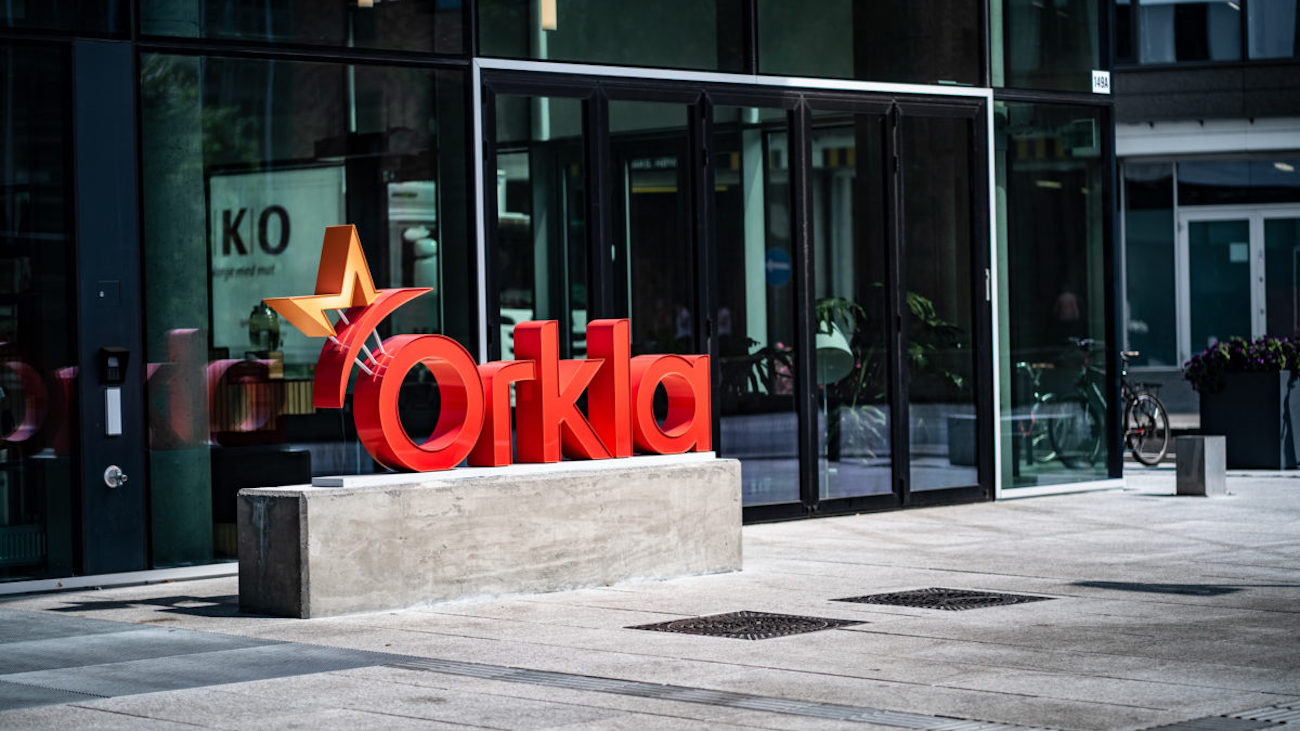Orklas logo utenfor hovedkontoret i Oslo